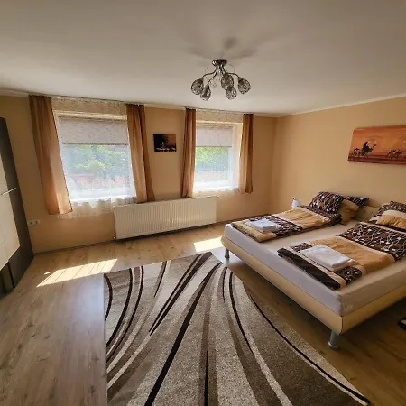 Toelgyes - Voelgy Vendeghaz Apartment *